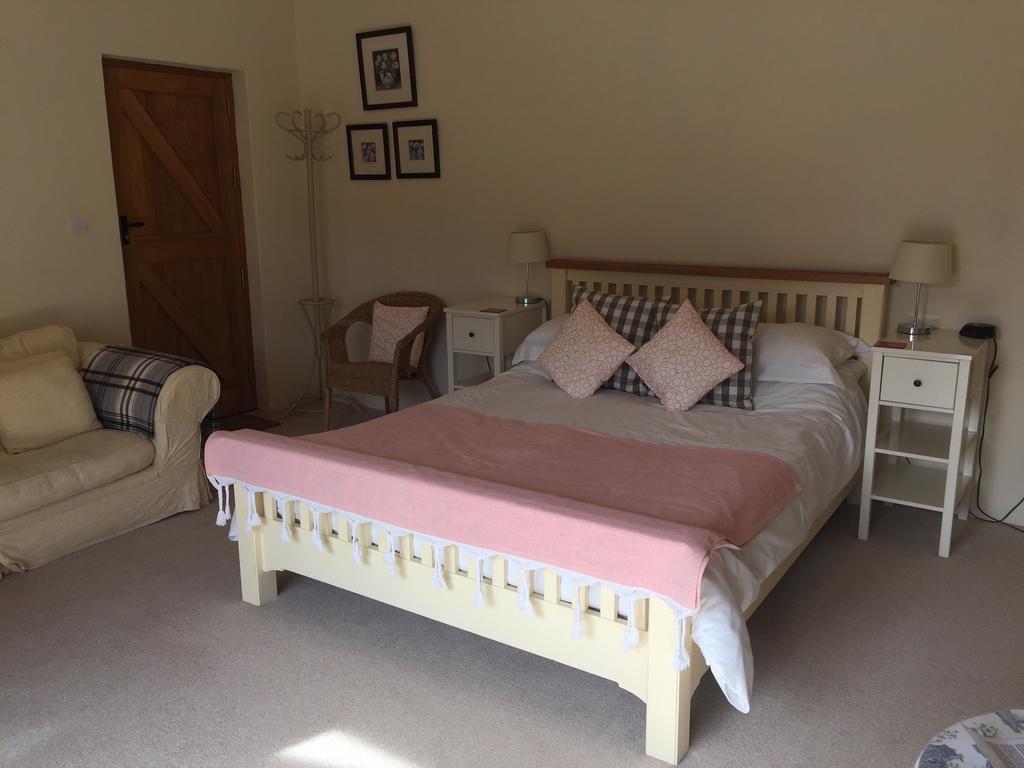 Wyke Farm Axminster Bagian luar foto