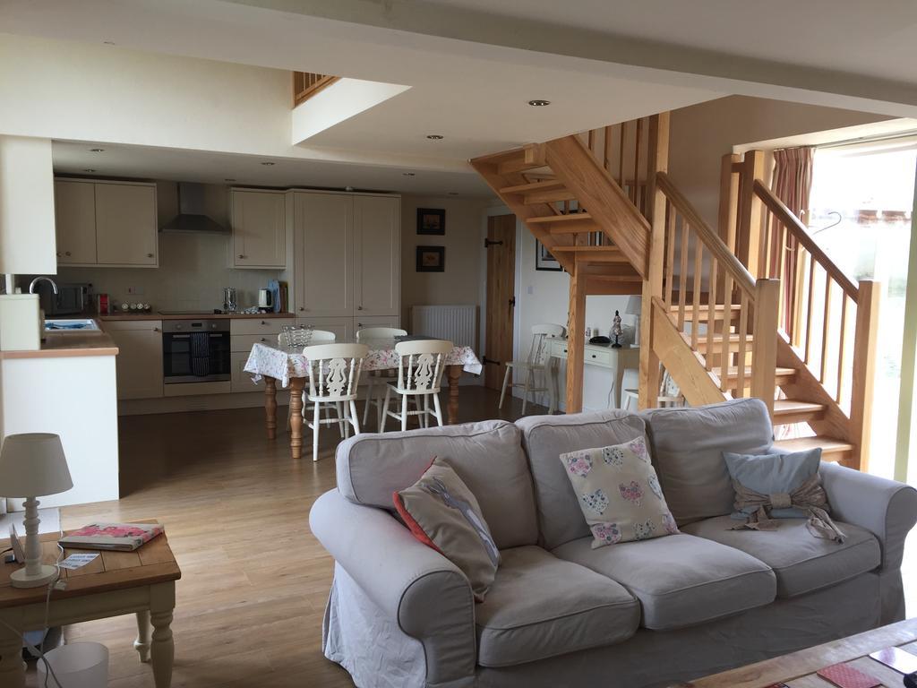 Wyke Farm Axminster Bagian luar foto