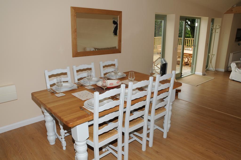 Wyke Farm Axminster Bagian luar foto